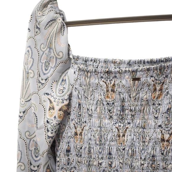 O'Neill Womens Blouse Smocked Square Neck Ballon Sleeves Baby Blue Paisley Print - Picture 3 of 4